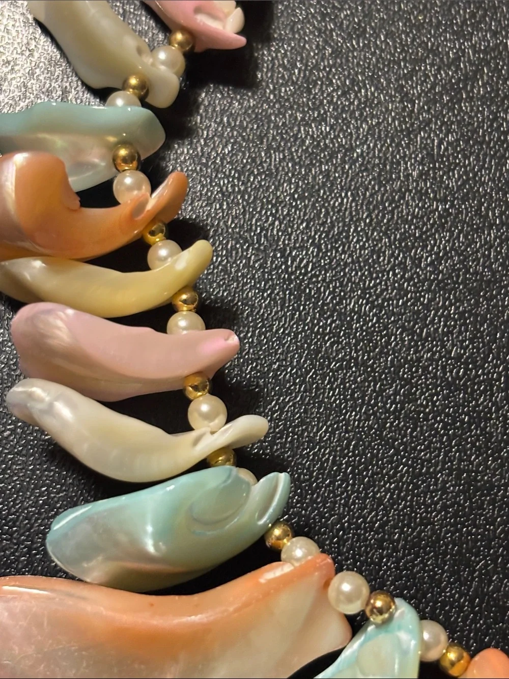 Pastel‎ Shell Drop Necklace and Earrings Cream and Multicolor MOP Chip Necklace
